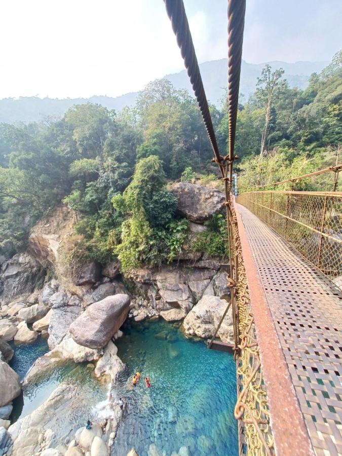 Odyssey Stays Nongriat - 3Kms Trek From Main Road 乞拉朋齐 外观 照片